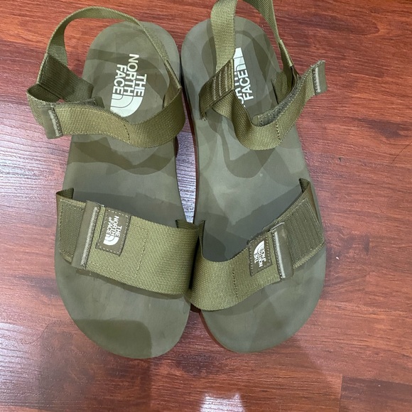 MEN'S THE NORTH FACE SKEENA DOUBLE STRAP SANDALS OLIVE GREEN SIZE 11 - Picture 9 of 9